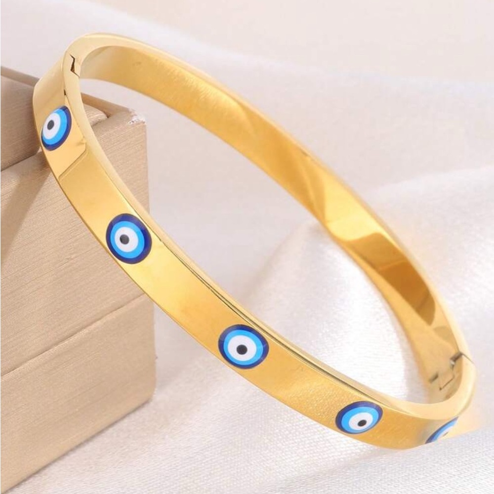 Gold Evil Eye Bangle